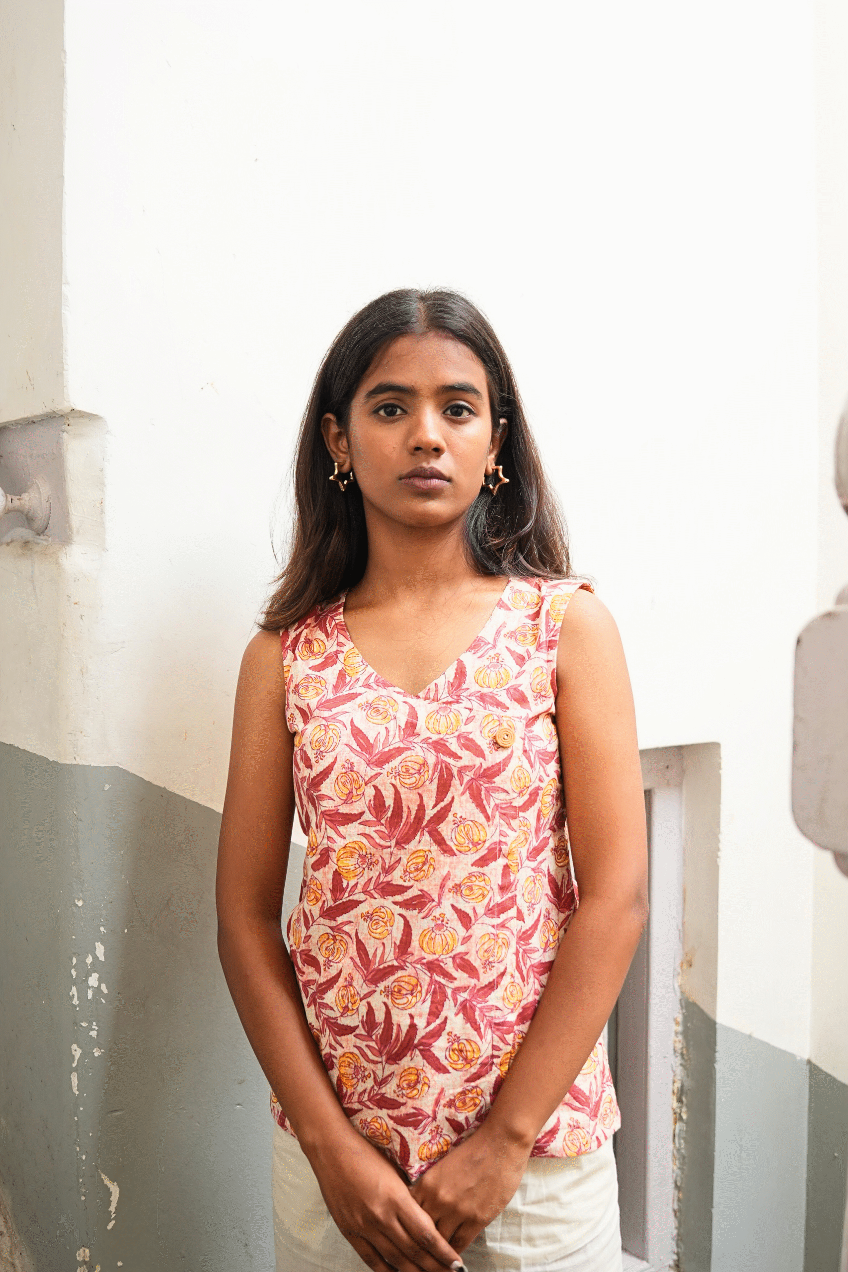 52 Ambar Kurti - Image 1