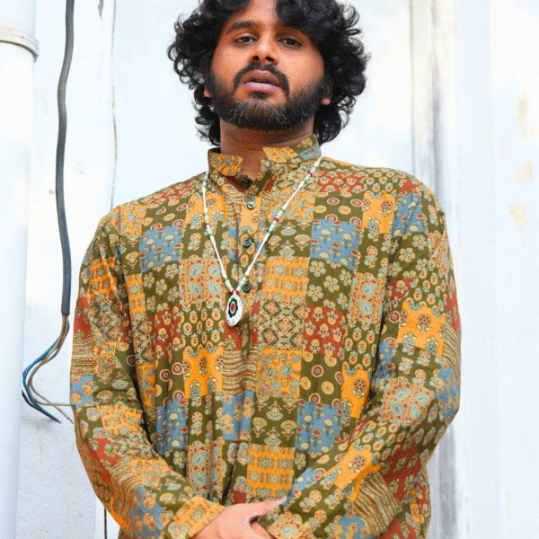 Awaaz Kurta